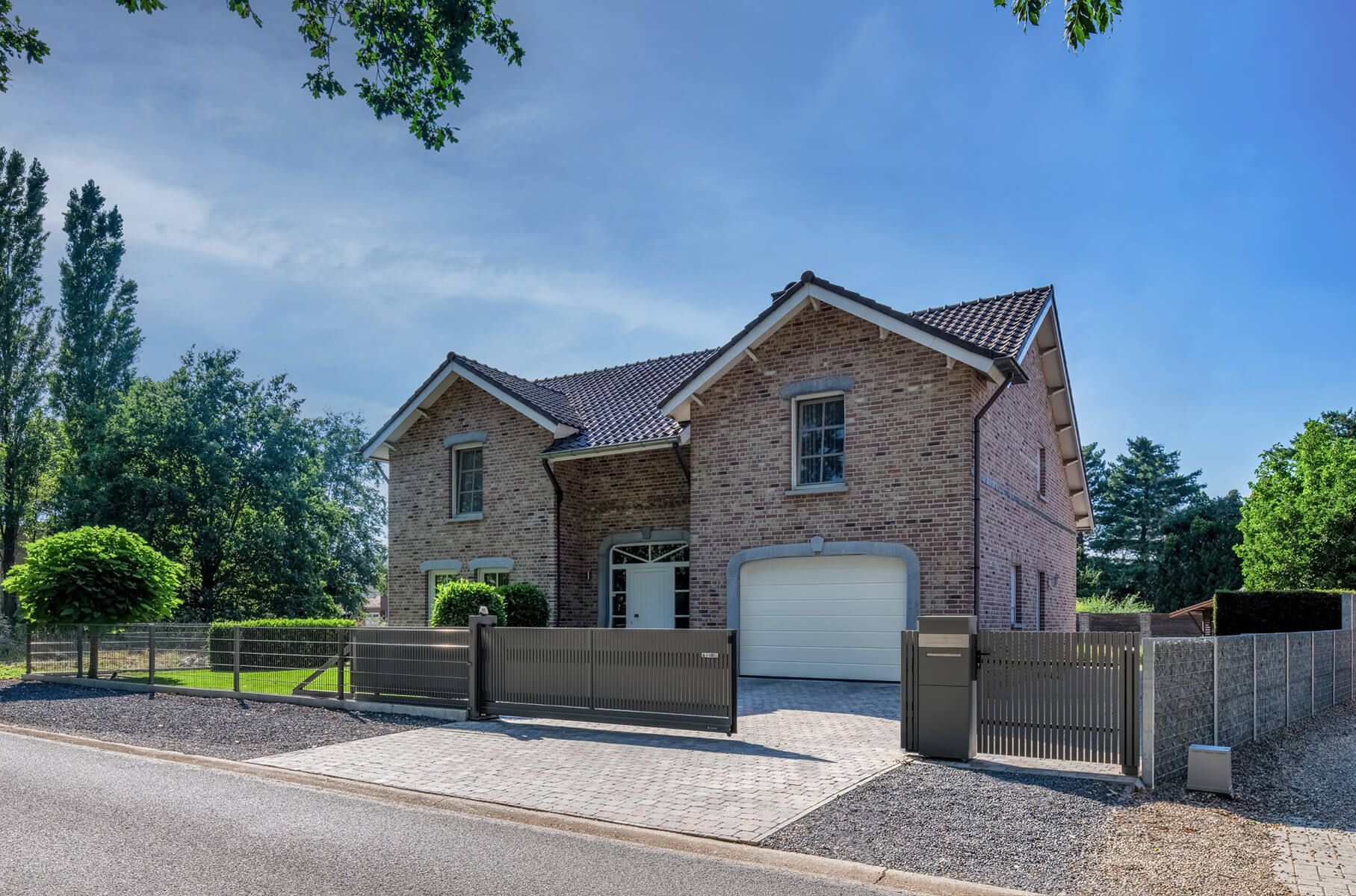 Découvrez 4 méthodes de personnalisation de clôture avec WIŚNIOWSKI